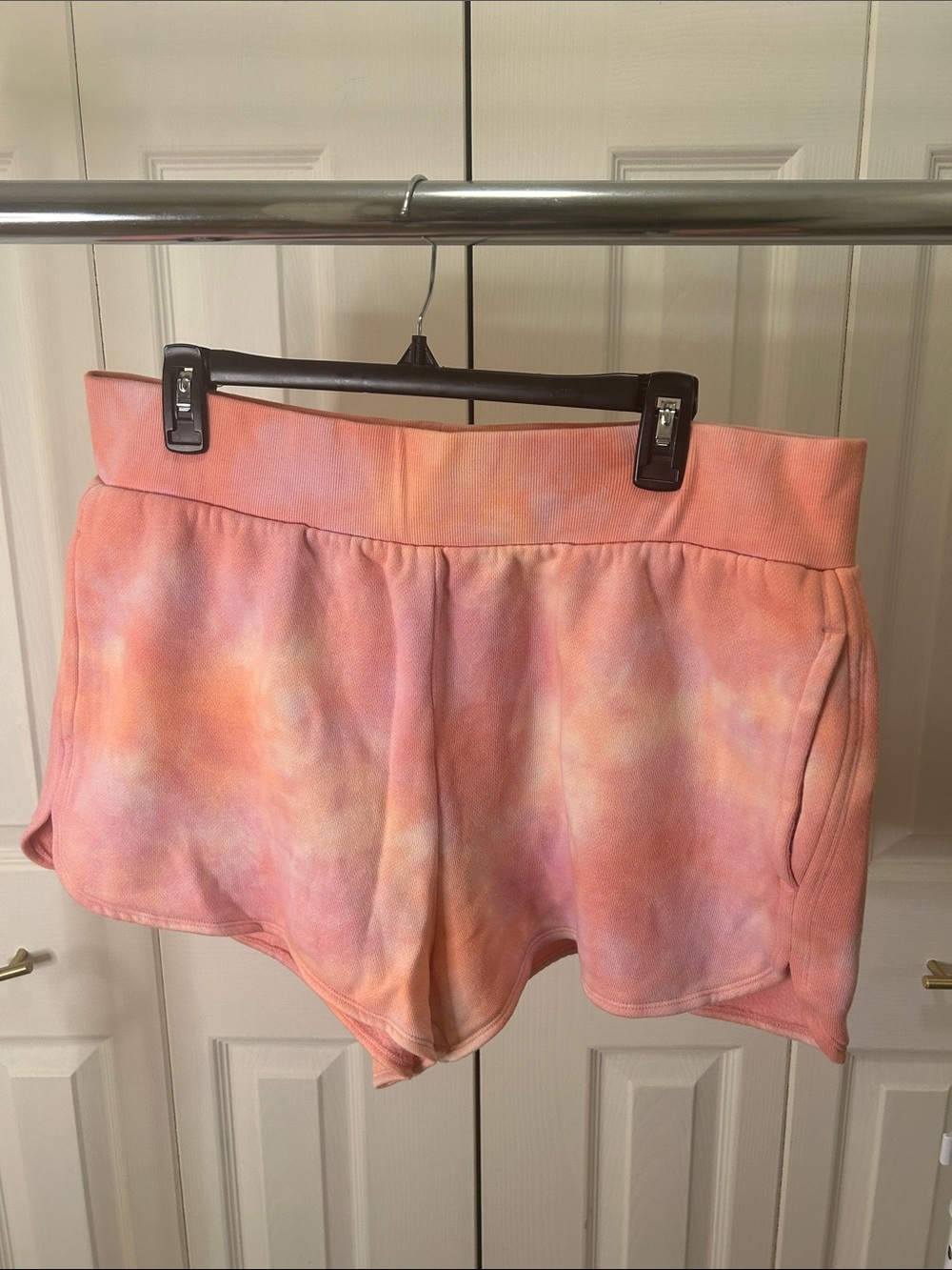 NWT. Victoria’s Secret Pink Tie-Dye Lounge Shorts